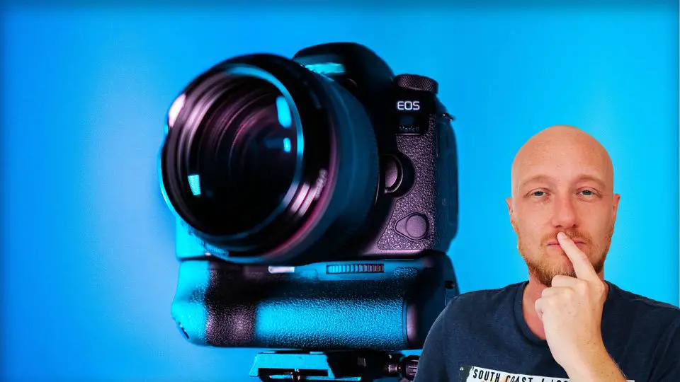 Best Canon Flip-Screen Camera for Vlogging in 2024